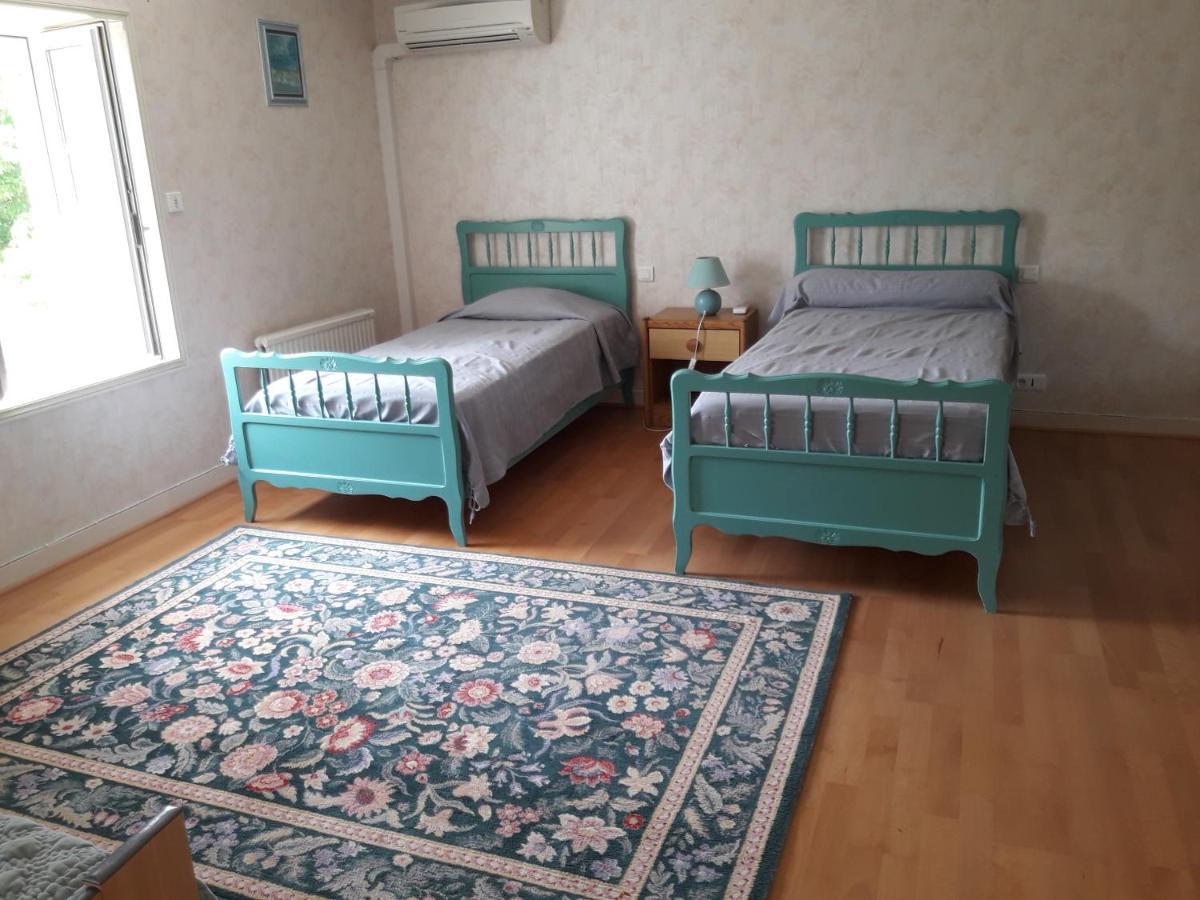 Le Logis De Lange Apt Les Aigrettes Saint-Hilaire-la-Palud Exteriör bild